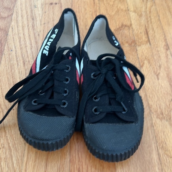 Feivue Unisex Canvas Martial Arts / Kung Fu Shoes - Black, Size 1 Kids ; 32 EU - Picture 2 of 10
